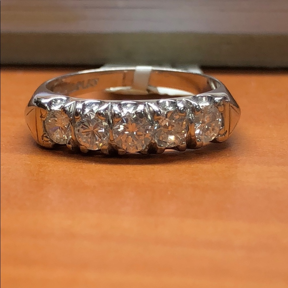Platinum Diamond Wedding Band